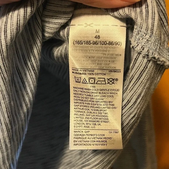 GAP Light Gray Striped Henley - Picture 3 of 10